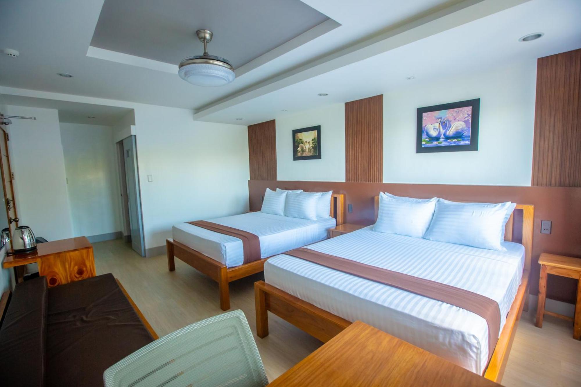 Horizon Hotel Romblon Exterior photo