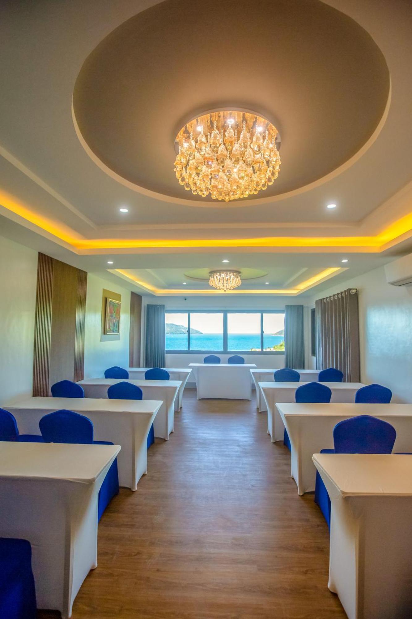 Horizon Hotel Romblon Exterior photo
