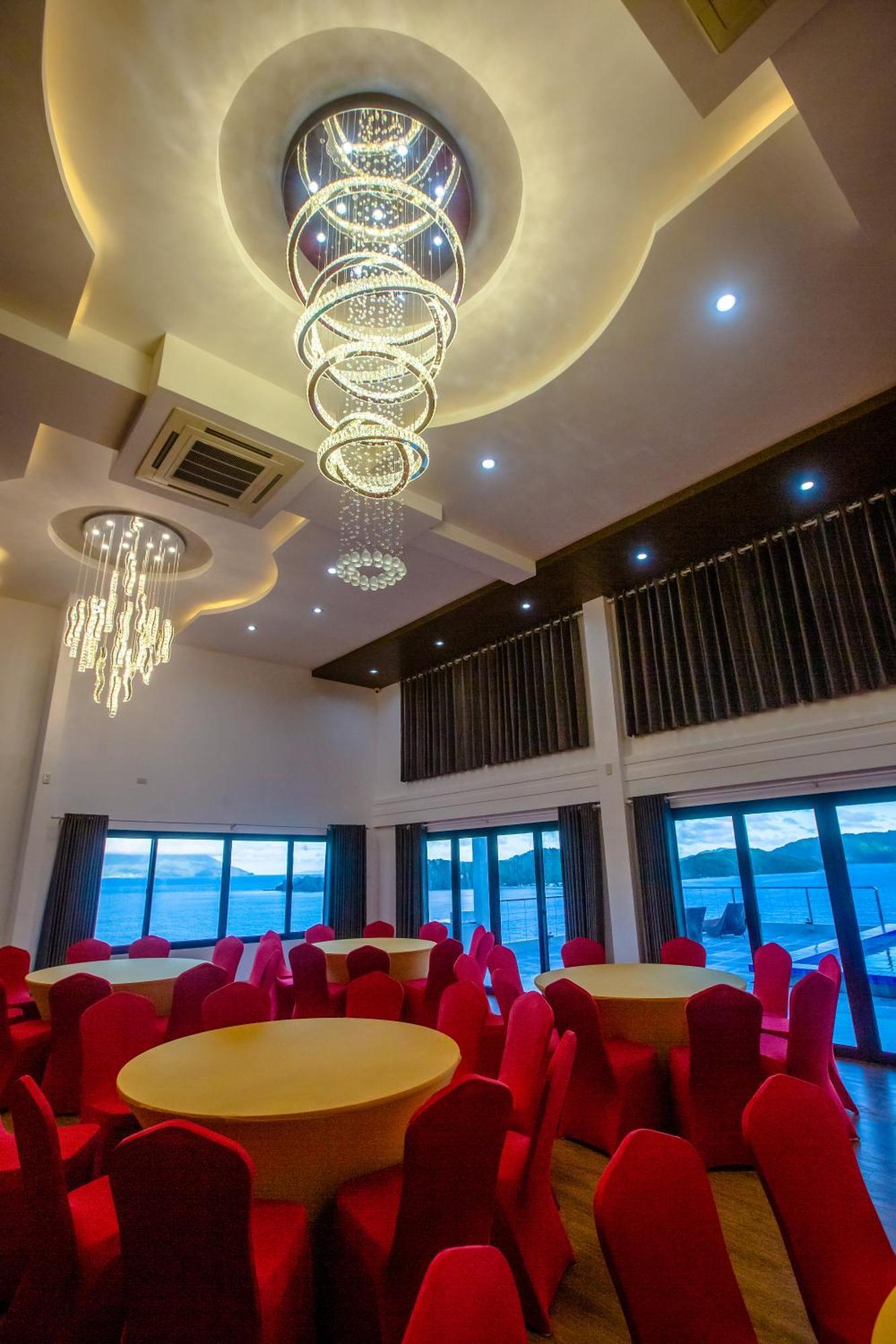 Horizon Hotel Romblon Exterior photo