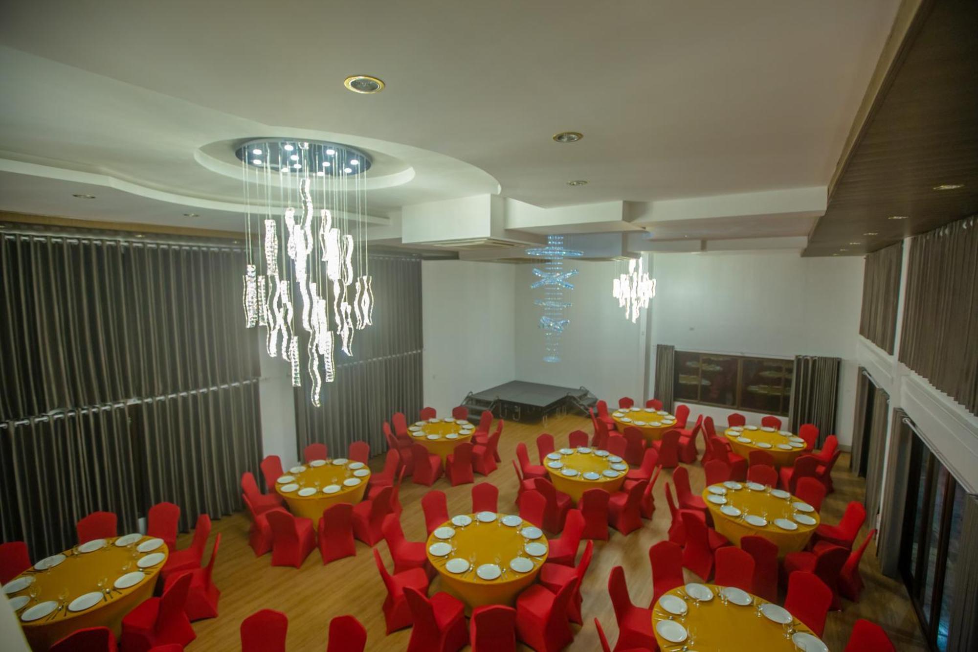 Horizon Hotel Romblon Exterior photo