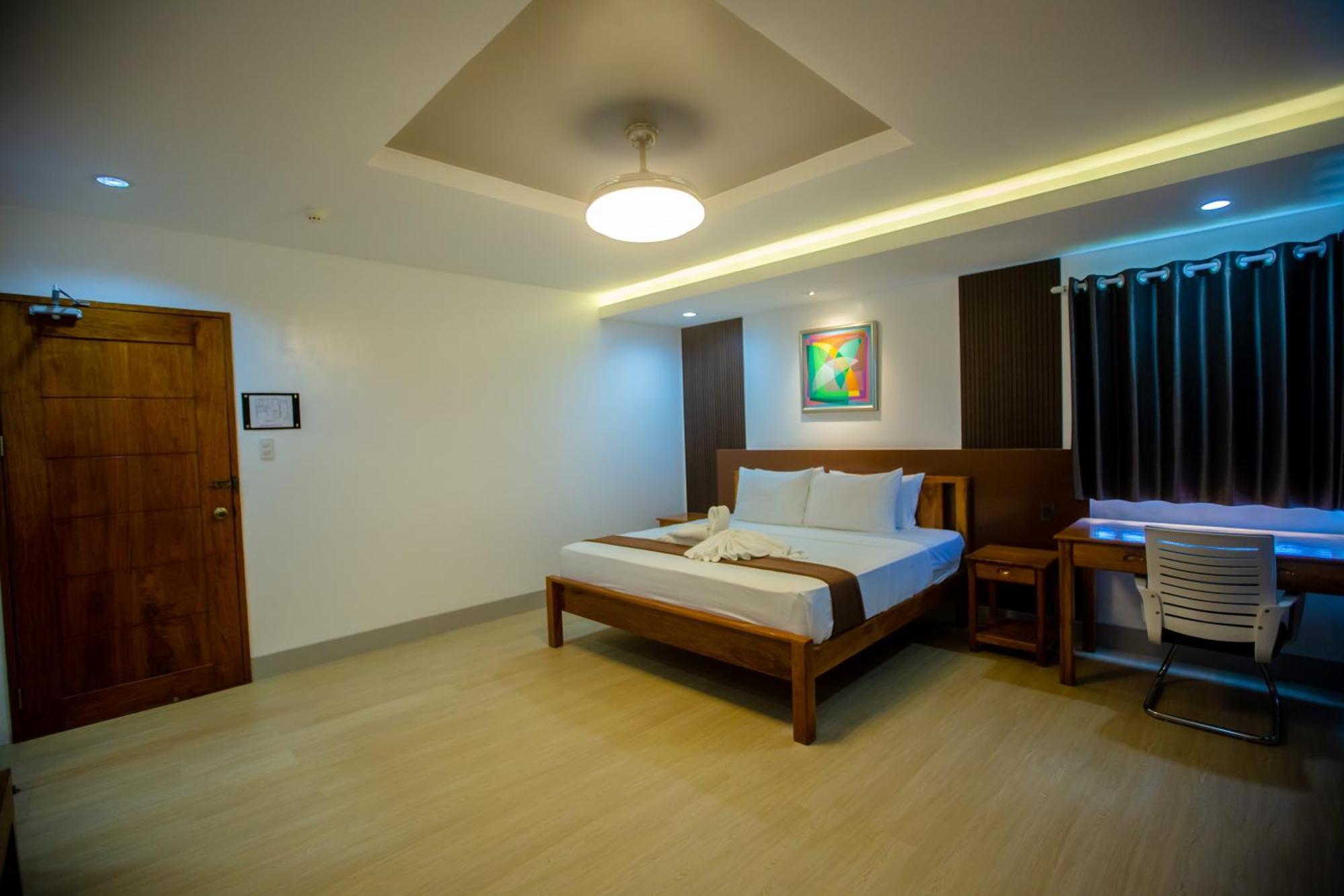 Horizon Hotel Romblon Room photo