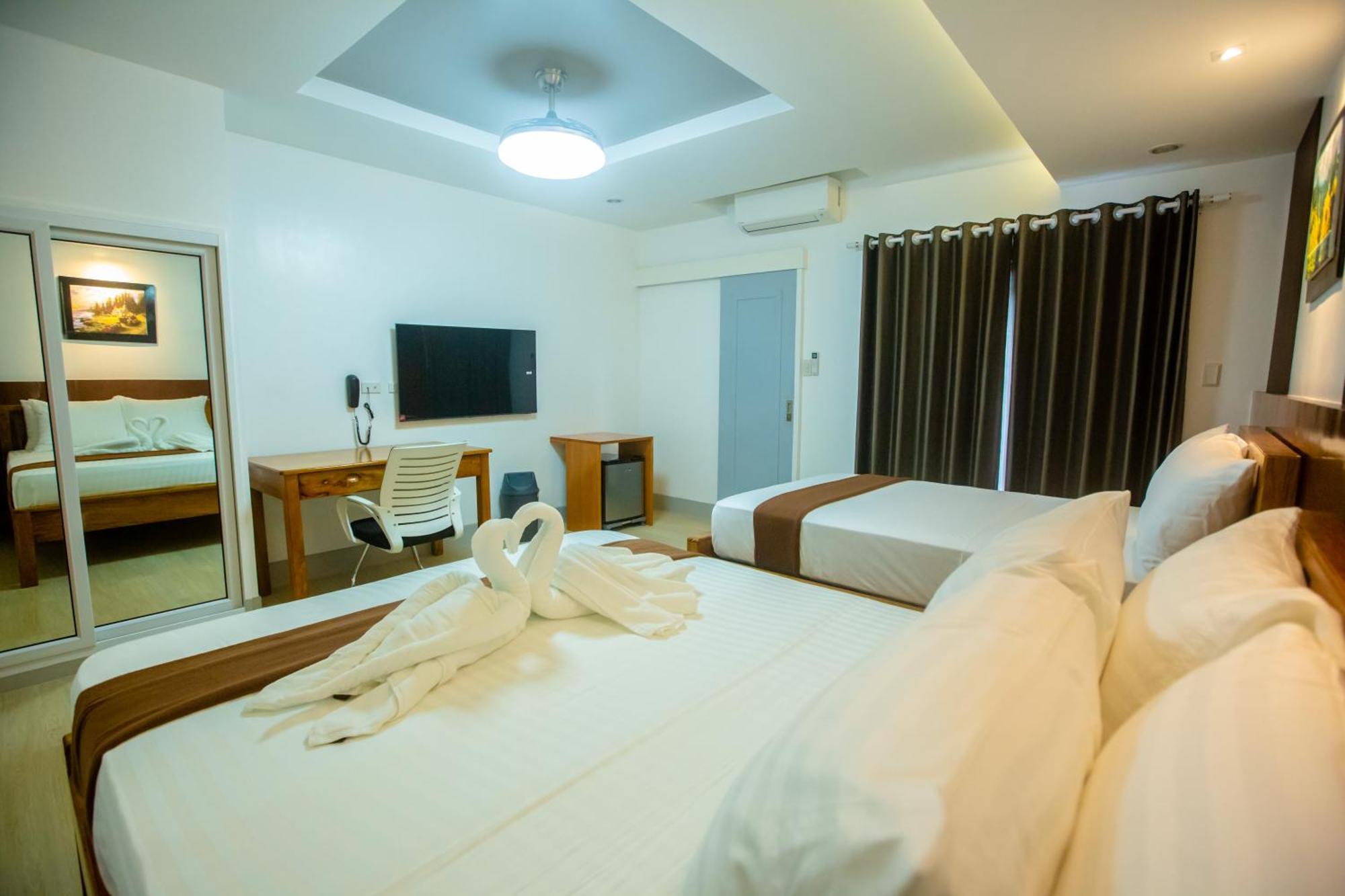 Horizon Hotel Romblon Room photo